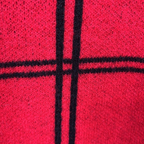 Womens Pullover Tunic Sweater Red Black S/M Large Scale Plaid Stretch Soft Comfy - Picture 8 of 11